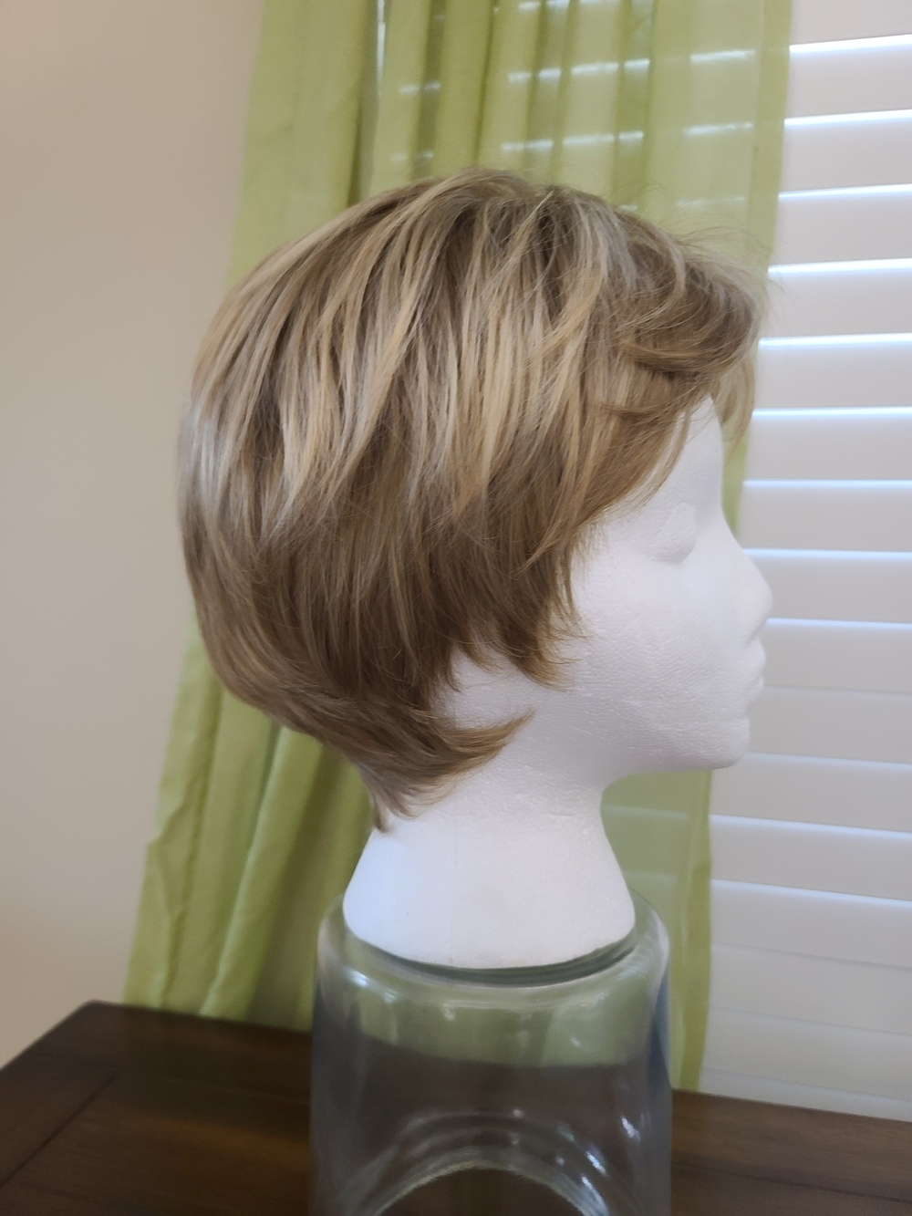 Short Light Brown Pixie Wig for Women — Soft Natural Texture
